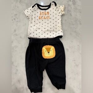 Baby Gear White and Black Triangle Outfit